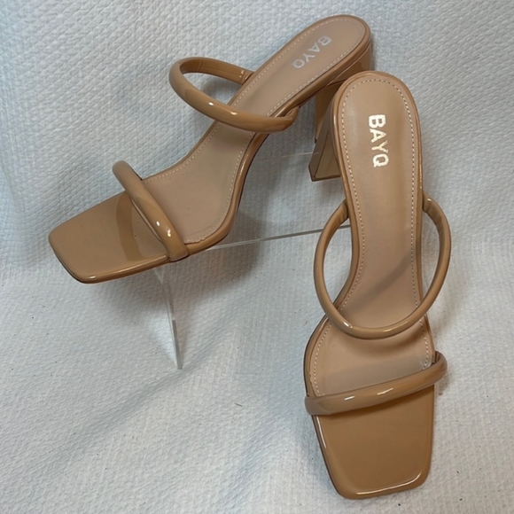 NWOT - beige square heel open toe sandals size 9 - Picture 5 of 7